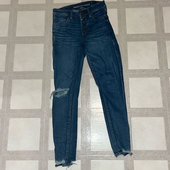 AMERICAN EAGLE SIZE 4 NE(X)T LEVEL STRETCH HI-RISE DISTRESSED JEGGING CROP - Picture 8 of 9